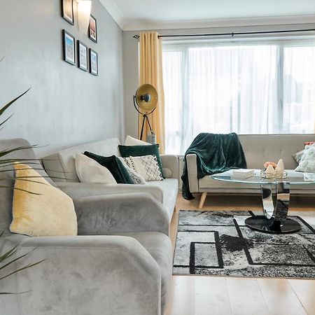 Idyllic 3-Bed House. 5-Min From Channel Tunnel Villa Folkestone Esterno foto